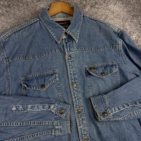 VTG Levi's Denim Shirt Men's XL Metal Snaps Workwear Rockabilly Western Faded - Picture 1 of 12